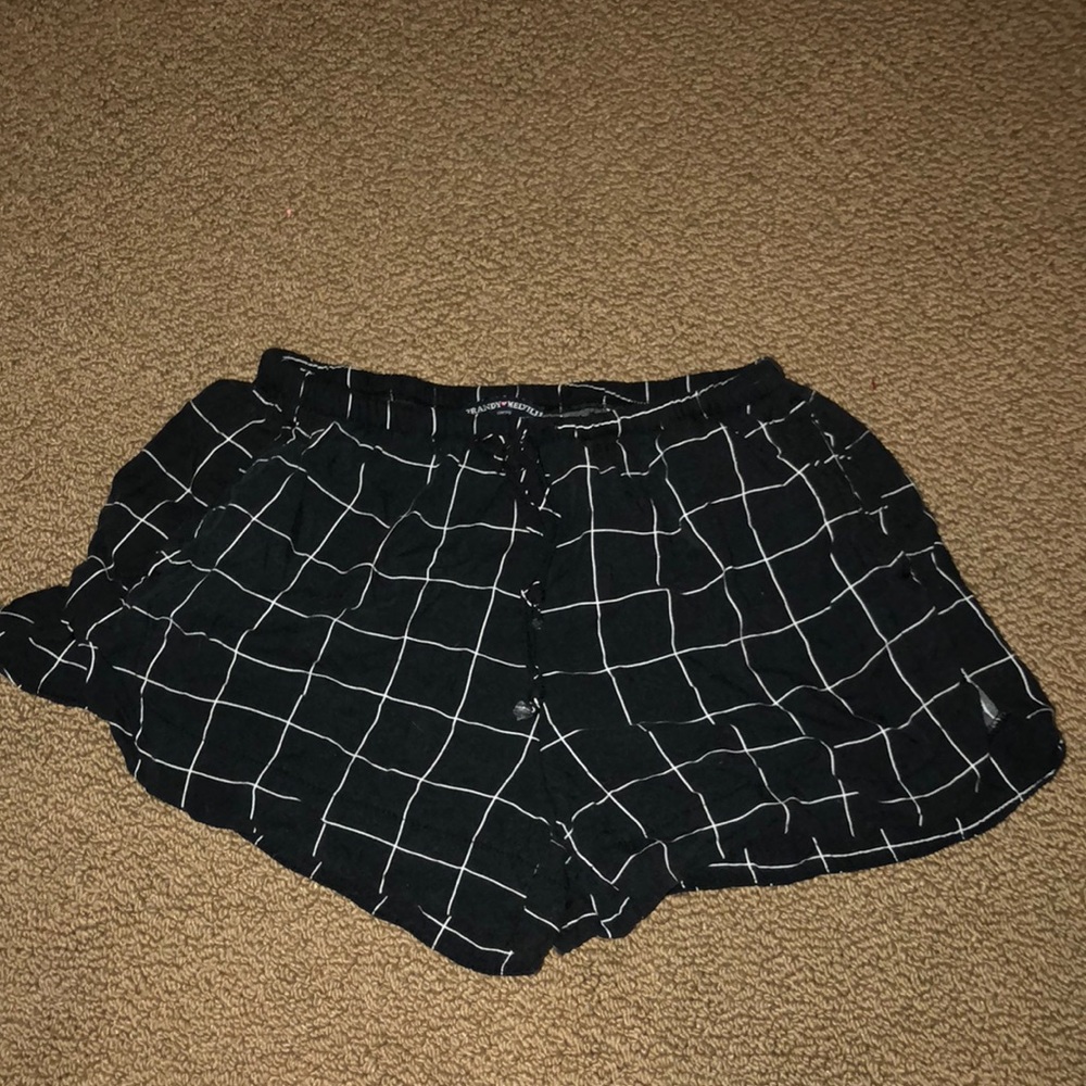Brandy melville black checkered flowy shorts